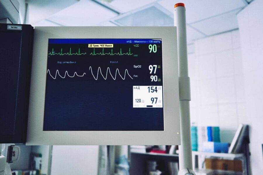 Why Do Doctors Need A Patient Monitor in Malaysia?